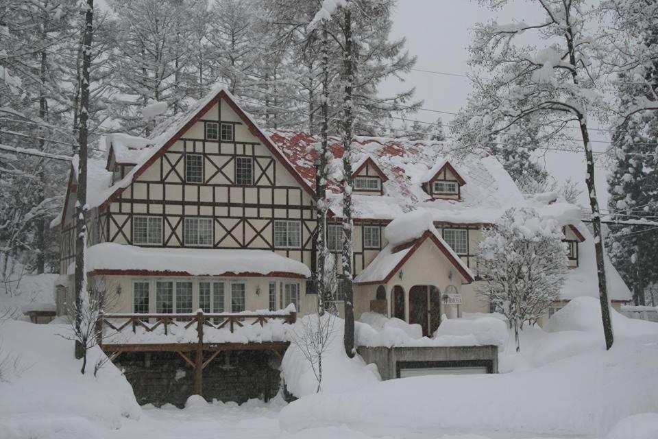 ピュアモール ミモザ Hotel Hakuba Exterior photo